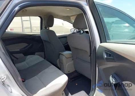 2012 Ford Focus Se z USA, uszkodzony, nr VIN 1FAHP3F20CL186205